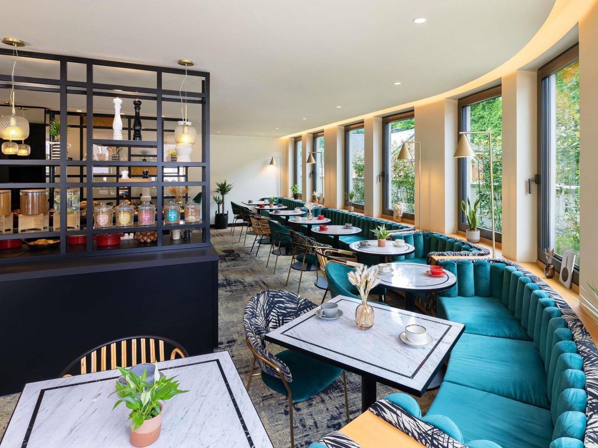 Mercure Off Kirchberg Hotel 4*